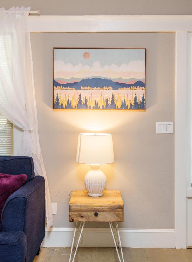 Casa vacanze Upgraded With 5 Bedroom 4 Bath 4 Free Gated Parking Space, Family,ev,rv Friendly Seattle